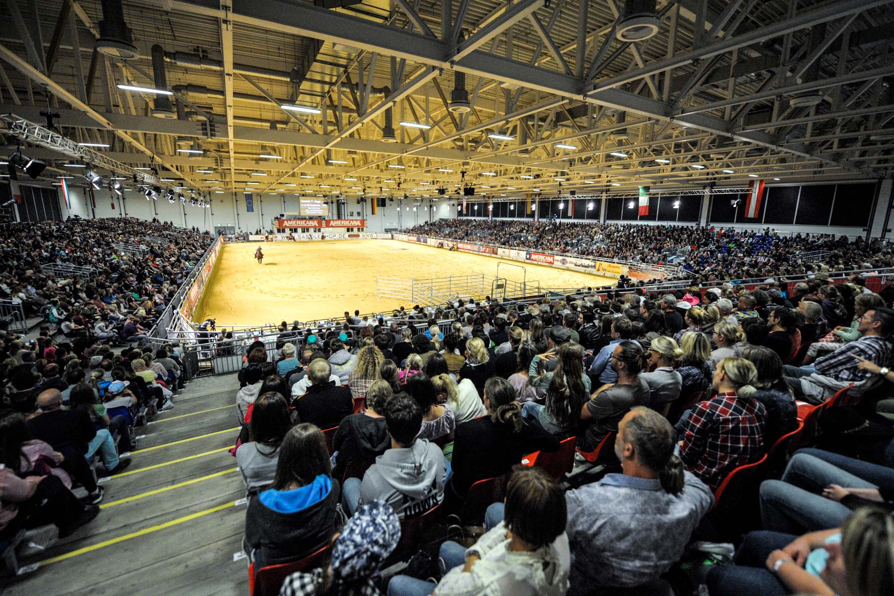 Bender Tribünen, Bühnen und Stadien für Sport Veranstaltungen Events436